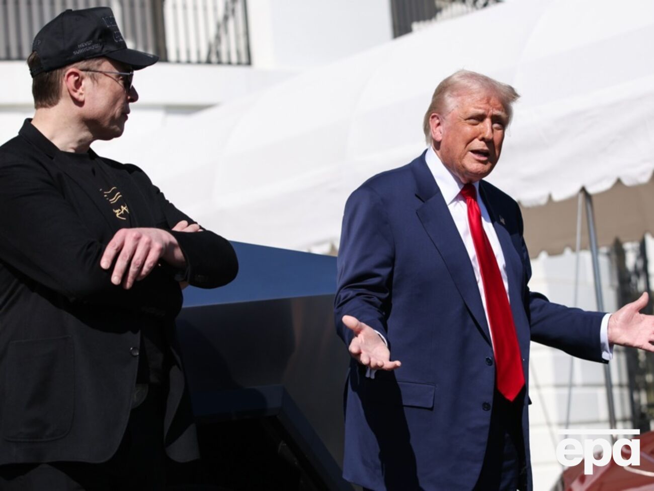 По словам Трампа, есть большая разница по сравнению с предыдущим визитом в Овальный кабинет