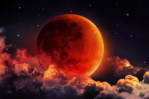 Полное лунное затмение имеет несколько фаз