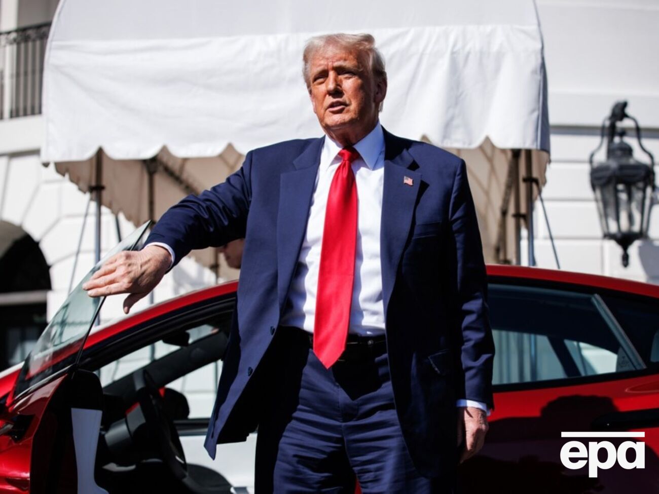 По словам Трампа, если США не смогут заставить Россию прекратить огонь, война в Украине продолжится