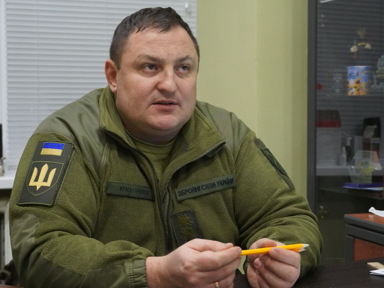 По словам Красильникова, причину увольнения ему не объяснили, сам приказ подписан 7 марта