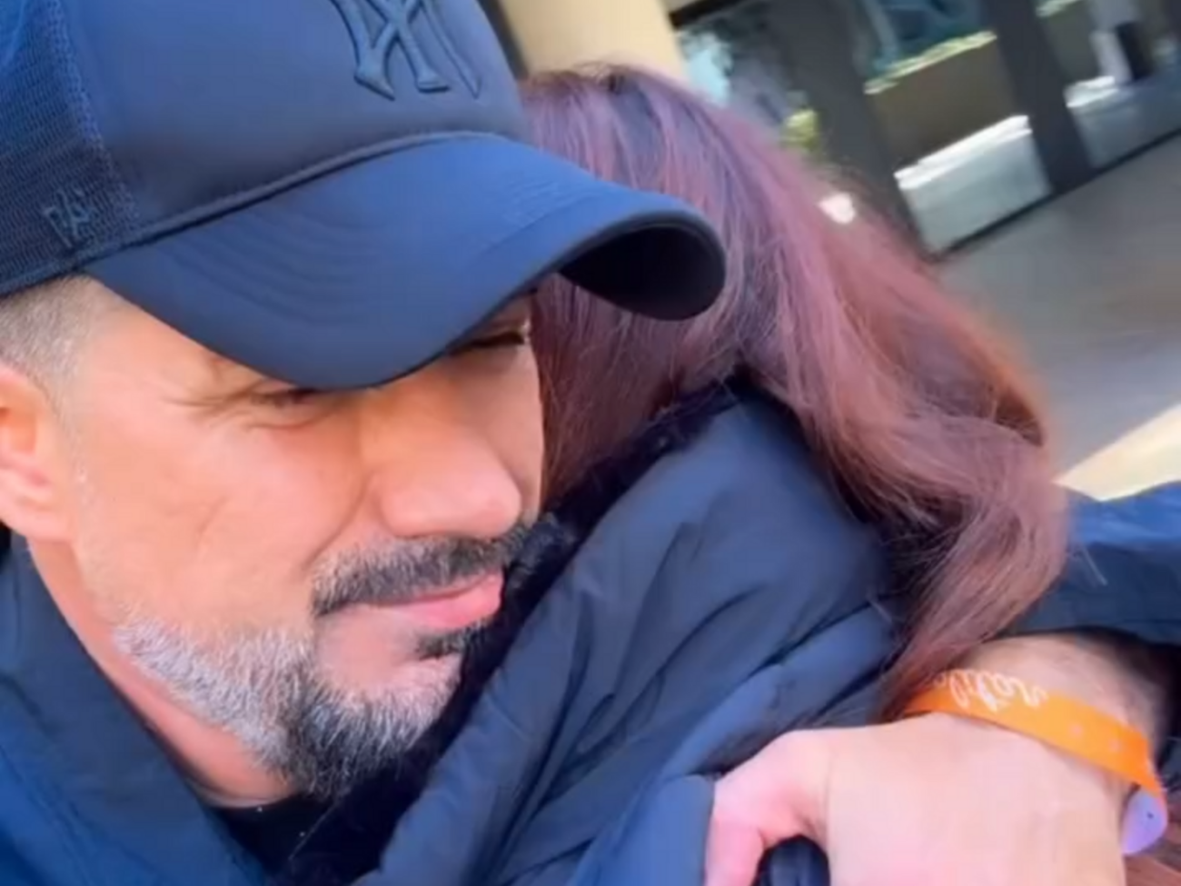 Налчаджиоглу зустрівся з дочкою за кордоном на початку березня