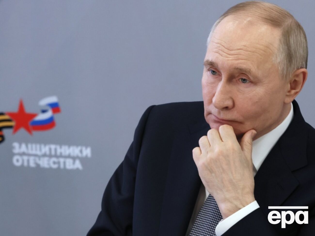 Собеседник СМИ сказал, что "Путину тяжело согласиться на это в нынешнем виде"