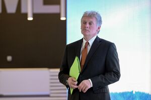 "Смотрите, вы забегаете чуть-чуть вперед, мы не хотим этого делать", – заявил спикер Кремля журналистам