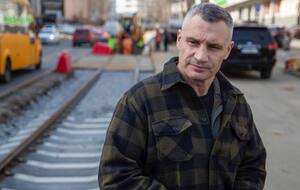 Совет обороны Киева ослабил ограничение движения по мостам во время тревог, сообщил Кличко