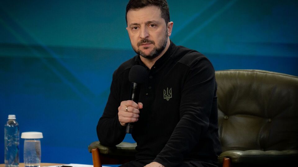 Після закінчення війни буде знято воєнний стан, зазначив Зеленський