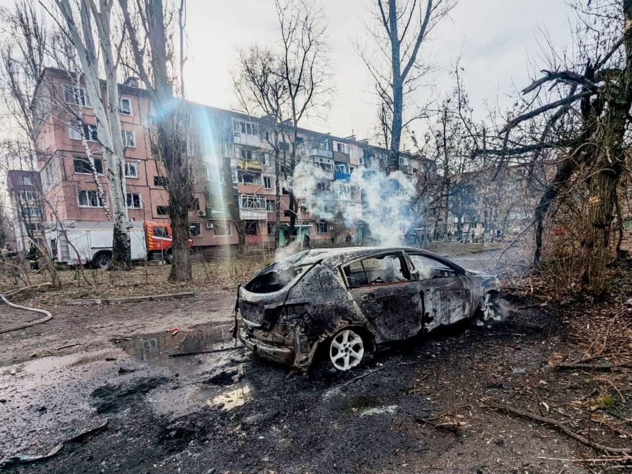 У Кривому Розі через ракетні удари РФ пошкоджені 33 багатоквартирні будинки, 12 автомобілів, розповів Вілкул