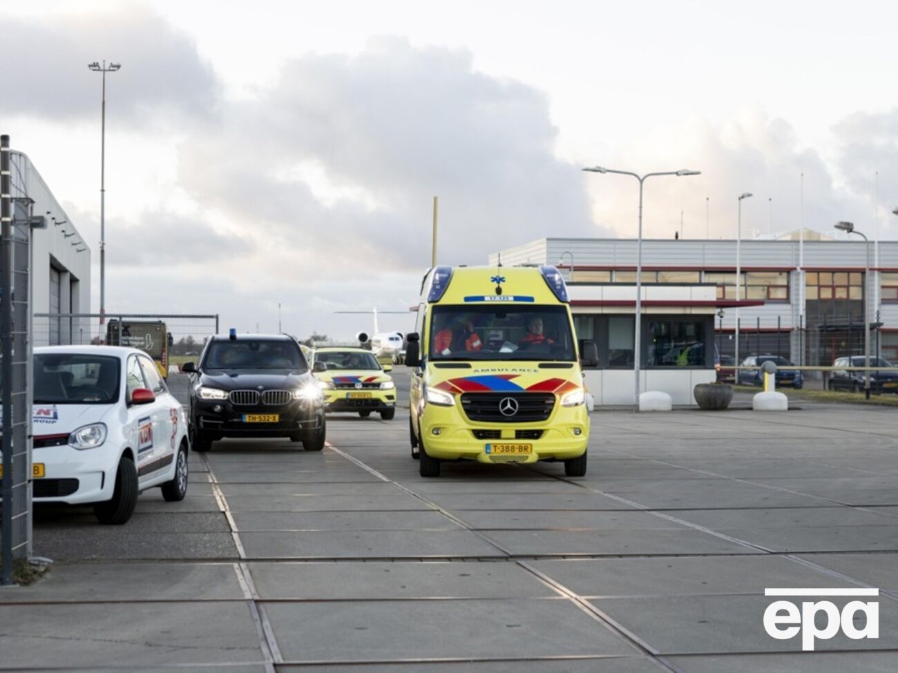 Дутерте в аэропорту Гааги обследовали медики