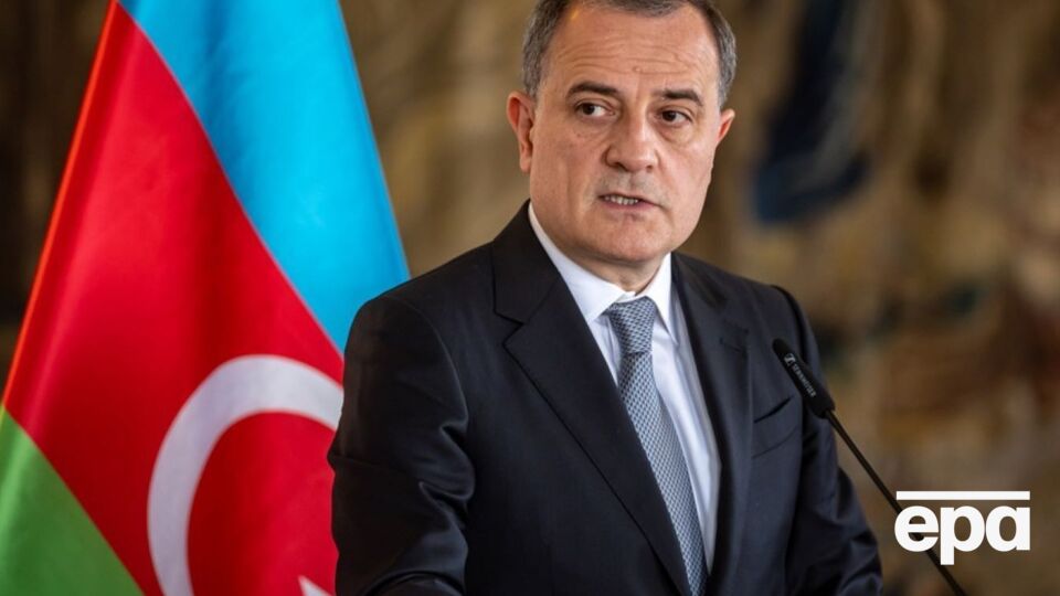 По словам Байрамова, Ереван согласовал последние два пункта соглашения, с которым ранее не соглашался