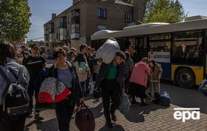 По словам главы ОВА, нужно эвакуировать 543 человека, в том числе детей