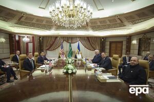 Українська делегація поклала схвалену урядом угоду на стіл, щоб, за словами джерела, американці розглянули її у Вашингтоні
