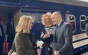 Раніше глава МЗС пообіцяла подальшу підтримку України