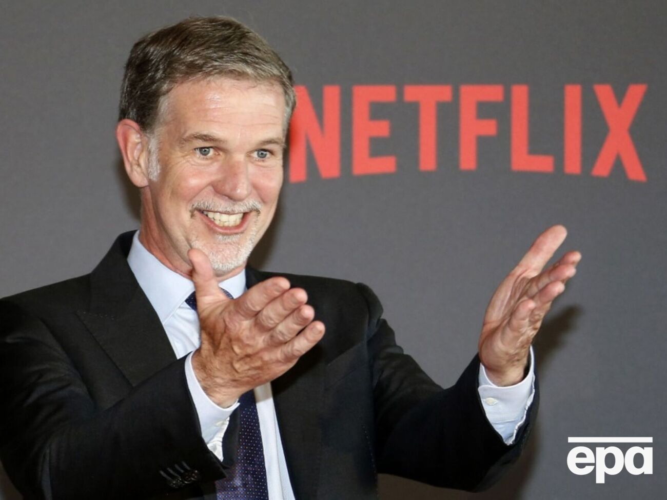 Хастингс не первый раз помогает Украине