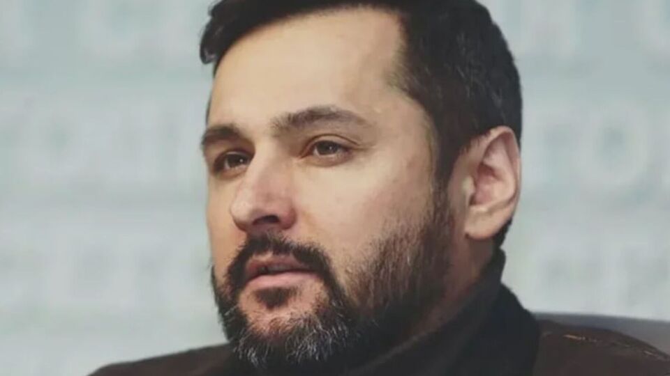 Обвинения в сексуальном насилии против Билоуса поначалу распространили анонимно