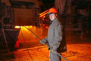 Нам пришлось скорректировать работу, закрыв менее энергоэффективные предприятия, чтобы сохранить прибыльность, отметил Рыженков