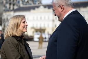 Глава австрийского МИД заявила о поддержке Украины и анонсировала дальнейшее экономическое сотрудничество