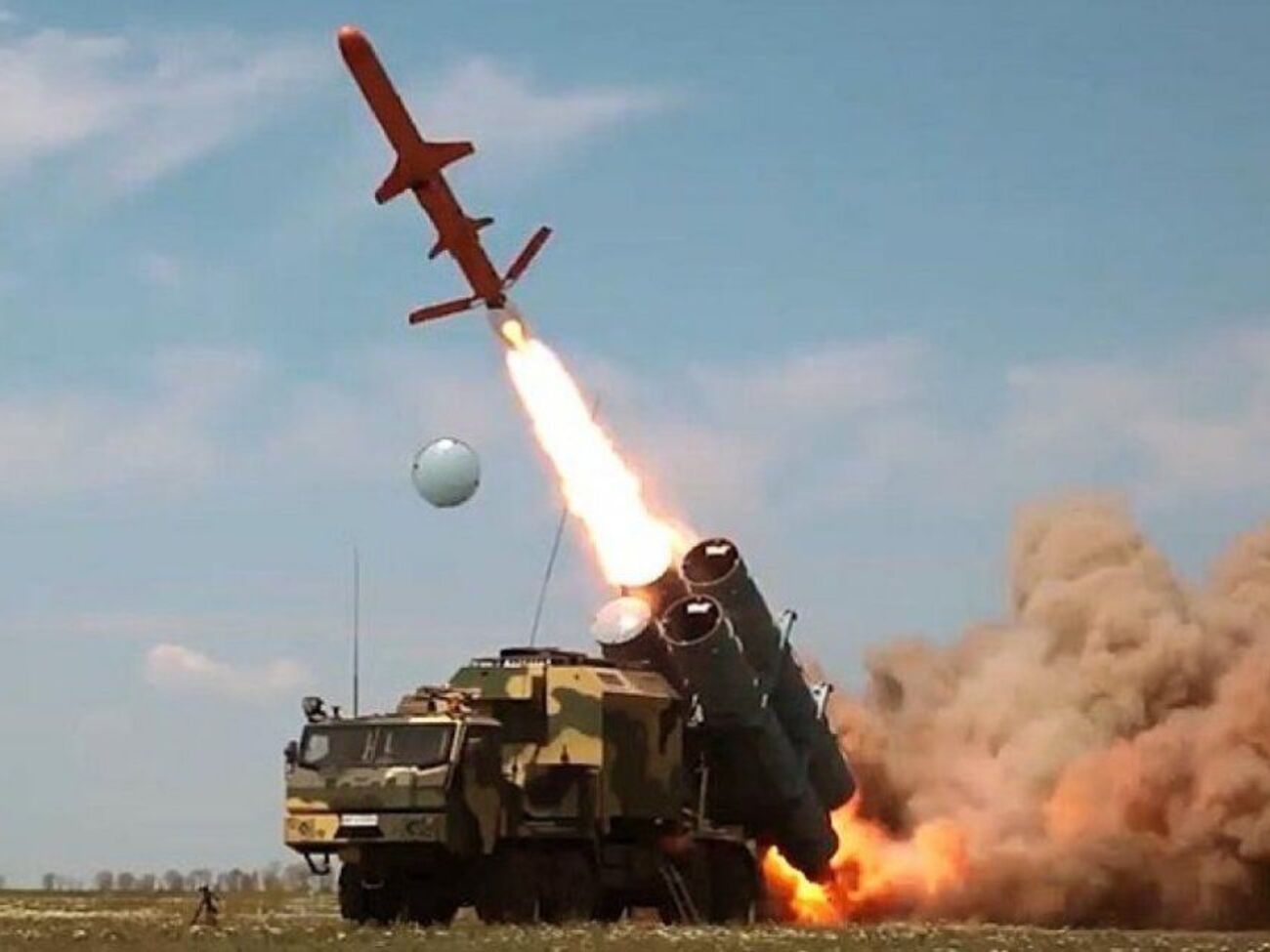 За словами президента, далекобійний "Нептун" уже випробували в бою