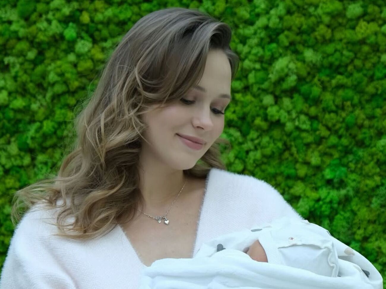 Кошмал: Врачи часто любят запугивать, чтобы склонить к плановым родам, но ребенку лучше знать, когда он должен родиться