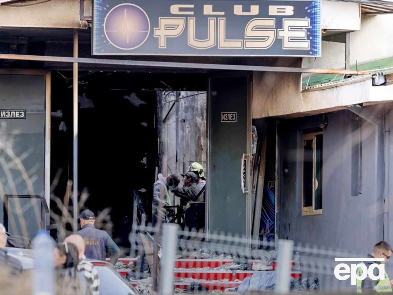 Пожар произошел, вероятно, из-за пиротехники