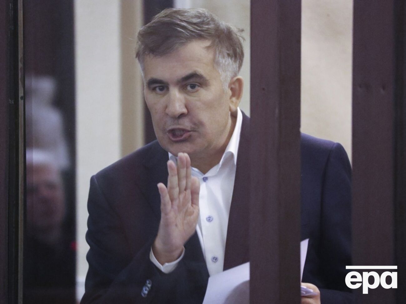 Саакашвили должен провести в тюрьме 12,5 лет, заявил судья