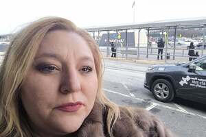 По словам Шошоаке, она передала письмо через посольство России в Бухаресте