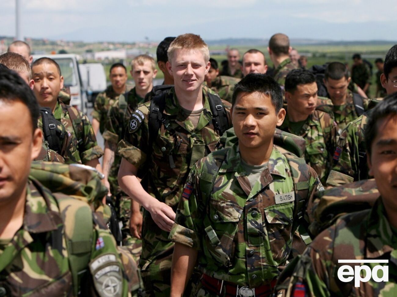 Журналисты подчеркнули, что эти планы зависят от гарантий безопасности со стороны США, без которых Великобритания не будет развертывать свои войска в Украине