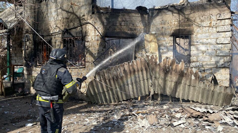 РФ обстріляла Покровськ. Поранено трьох дітей, яких батьки повернули з евакуації