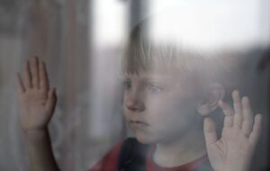 Глава ОП напомнил, что два года назад, 17 марта 2023 года, МУС выдал ордера на арест Путина и Львовой-Беловой за незаконную депортацию украинских детей