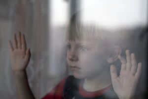 Глава ОП напомнил, что два года назад, 17 марта 2023 года, МУС выдал ордера на арест Путина и Львовой-Беловой за незаконную депортацию украинских детей