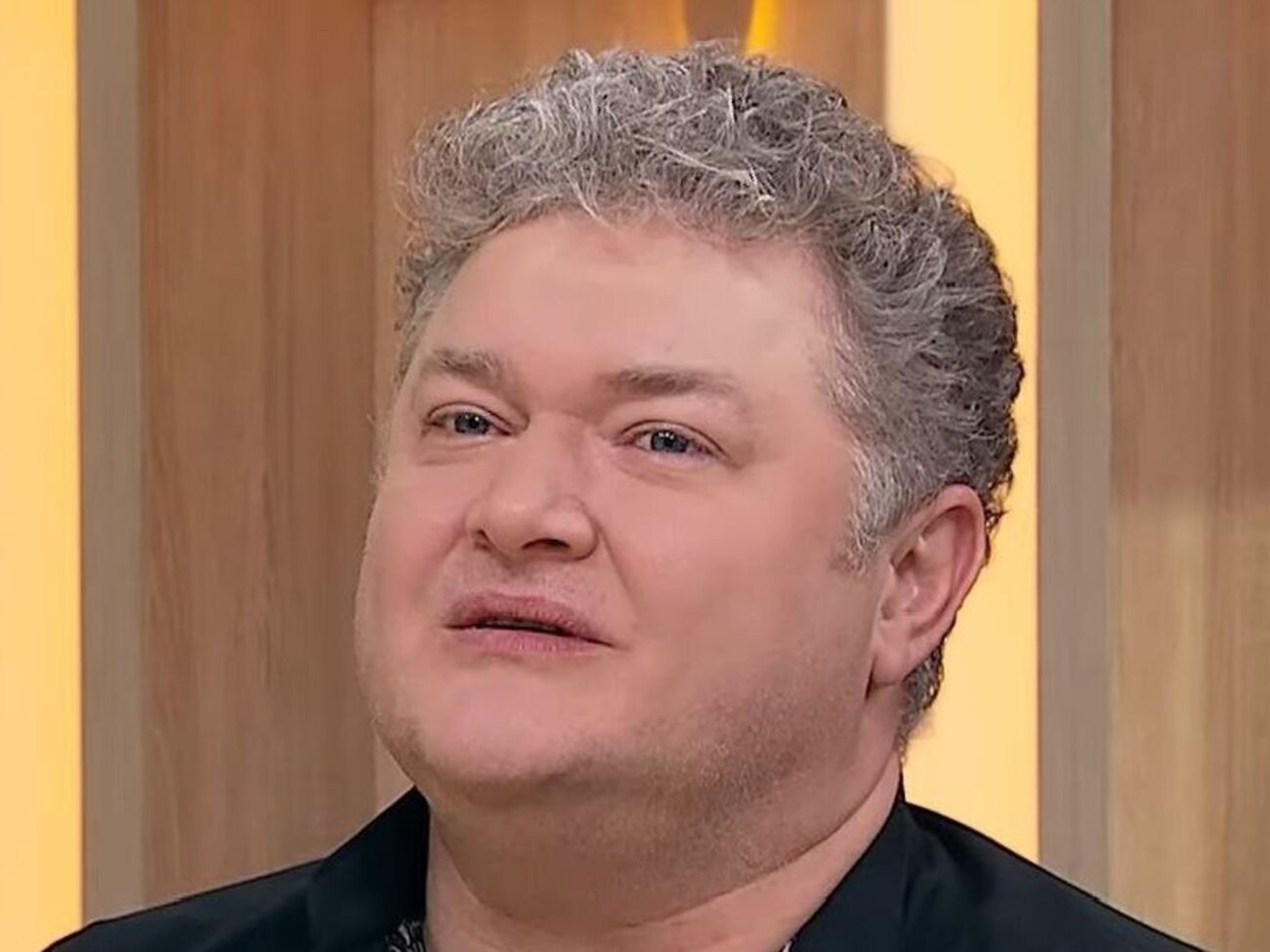 Задніпровський розповів, що його матір не виходить із кімнати