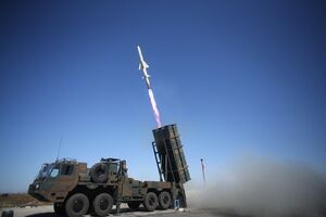 Речь идет о противокорабельных ракетах Type 12 с увеличенной дальностью полета до 1 тыс. км