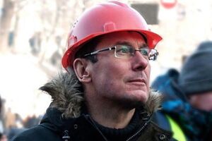 Мы победили на Майдане. А сербы только начинают вырывать ядовитые щупальца Кремля