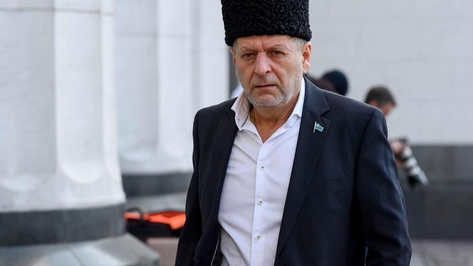 Чийгоз сказал, после каких событий в Крыму появились "зеленые человечки"