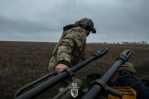 Окупанти намагаються заходити невеликими групами, але сили оборони України знищують їх вогневими засобами, зазначили в Генштабі