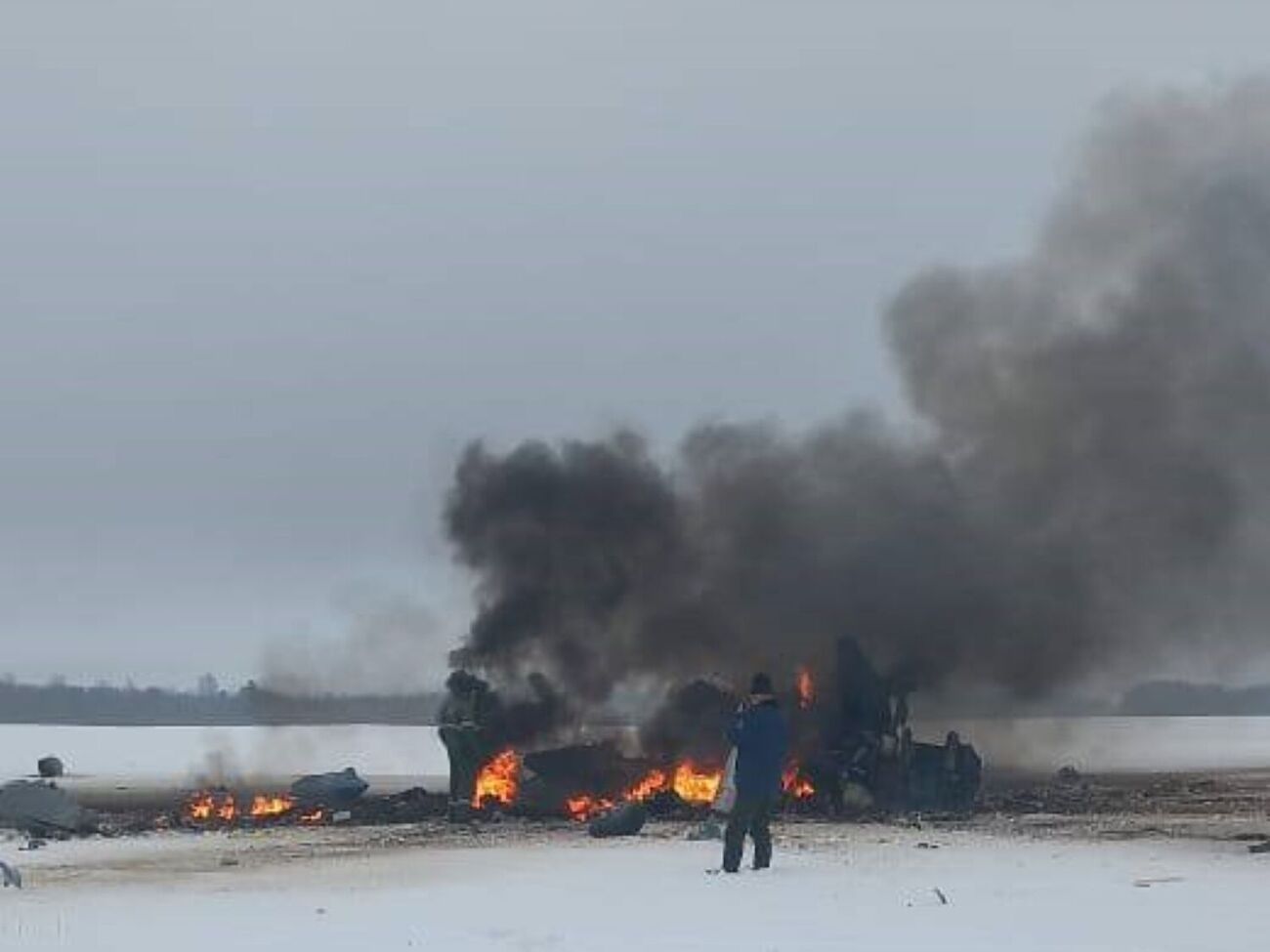 Вертолет выполнял учебно-тренировочный полет без боекомплекта, сообщили в оборонном ведомстве страны-агрессора