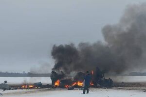 Вертолет выполнял учебно-тренировочный полет без боекомплекта, сообщили в оборонном ведомстве страны-агрессора