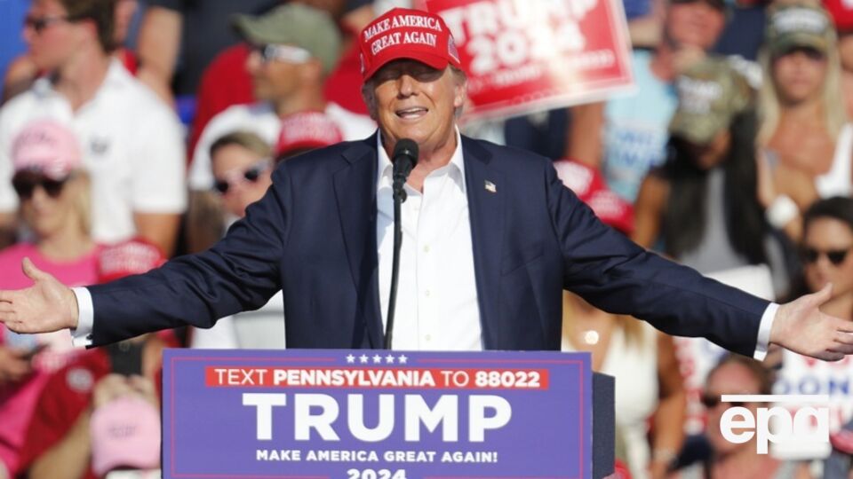 Рустамзаде упомянул заявление Трампа о якобы попавших в окружение украинцах