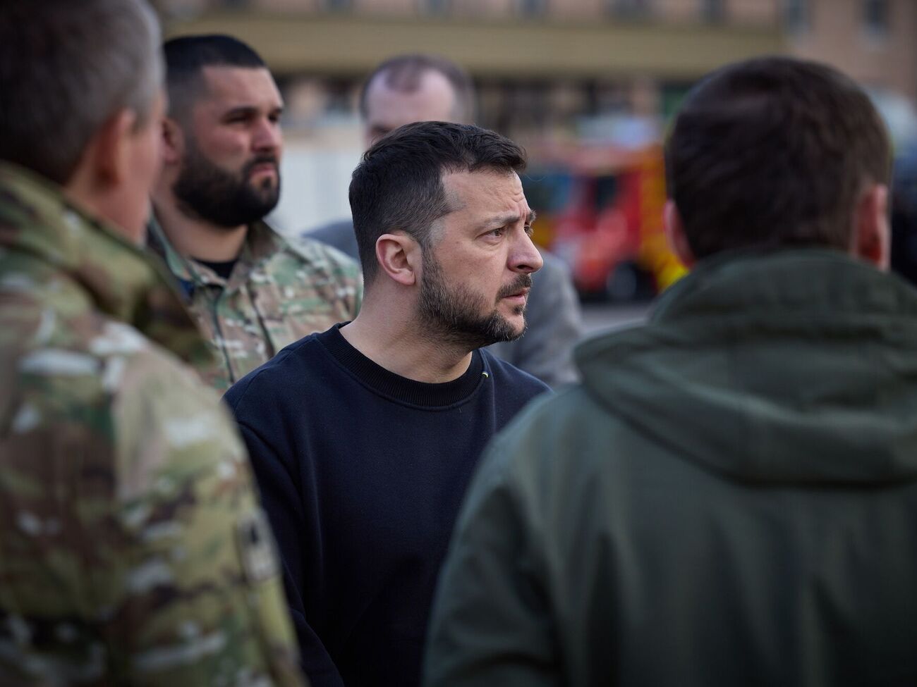 РФ хочет совершить наступательные действия на востоке, на запорожском, харьковском и сумском направлениях, рассказал украинский президент
