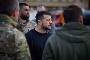 РФ хоче провести наступальні дії на сході, на запорізькому, харківському та сумському напрямках, розповів український президент