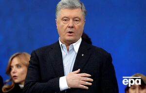 Неназванный эксперт по внешней политике, с которым говорили журналисты, заявил, что они рассматривают Зеленского как препятствие