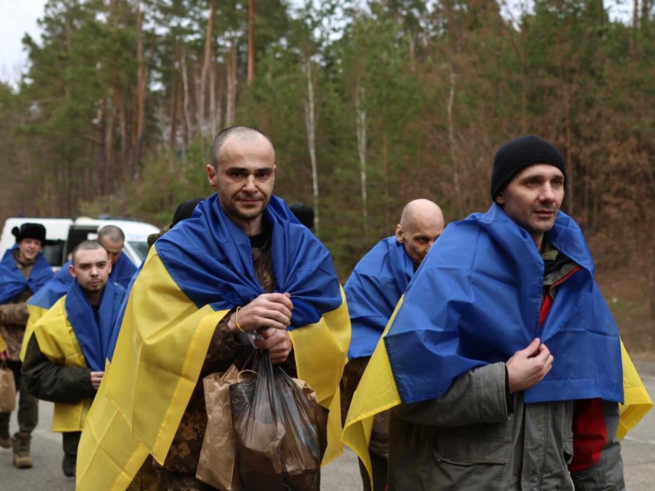 У середу з полону повернули 197 українців