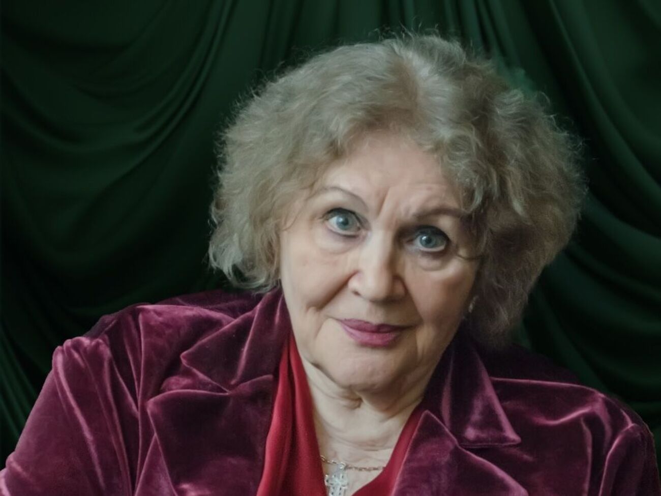 Костенко в 2005 году отказалась от звания Героя Украины