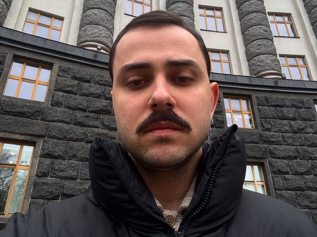 За словами репера Otoy, йому хотілося б, щоб люди могли швидко знаходити роботу, а бізнес – підтримку