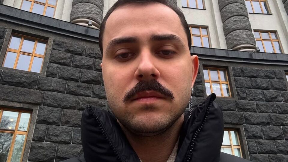 За словами репера Otoy, йому хотілося б, щоб люди могли швидко знаходити роботу, а бізнес – підтримку