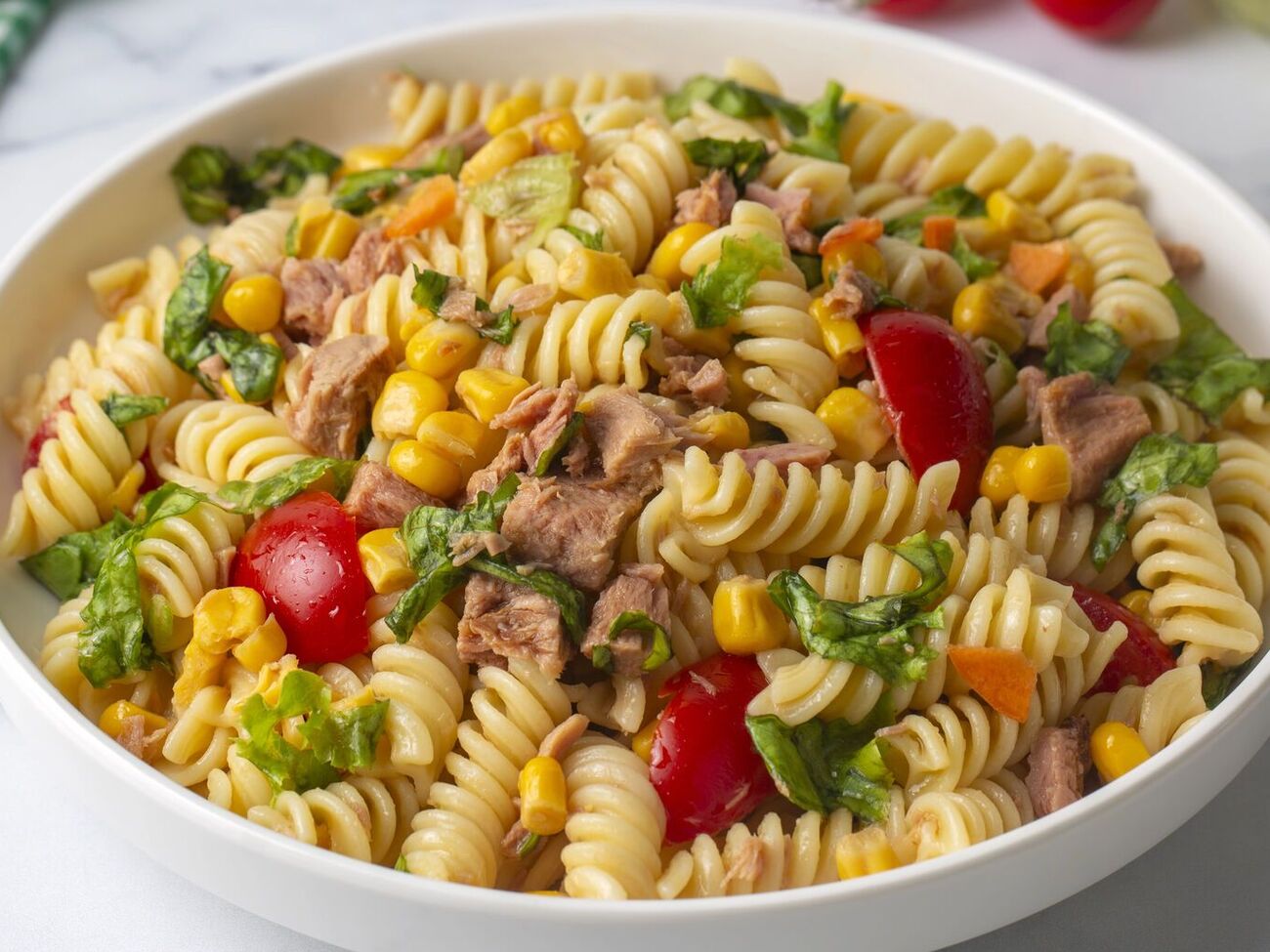 Для блюда вам понадобится 370 г тунца