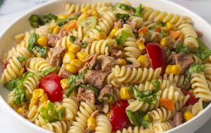 Для блюда вам понадобится 370 г тунца