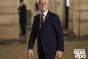 "Вільний світ повинен протистояти злу", – написав президент Чехії