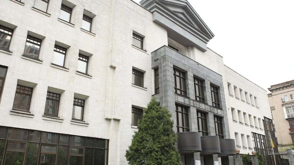 In many cases, it seems that the activities of HACC are reduced to compensating for the shortcomings of detectives and prosecutors, Melnyk noted