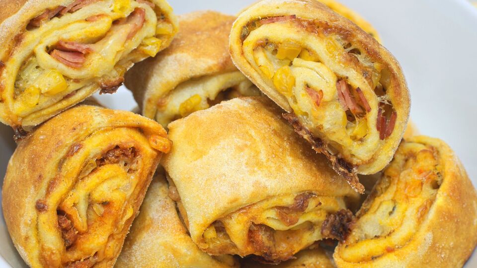 Піцу за цим рецептом скручують у рулет