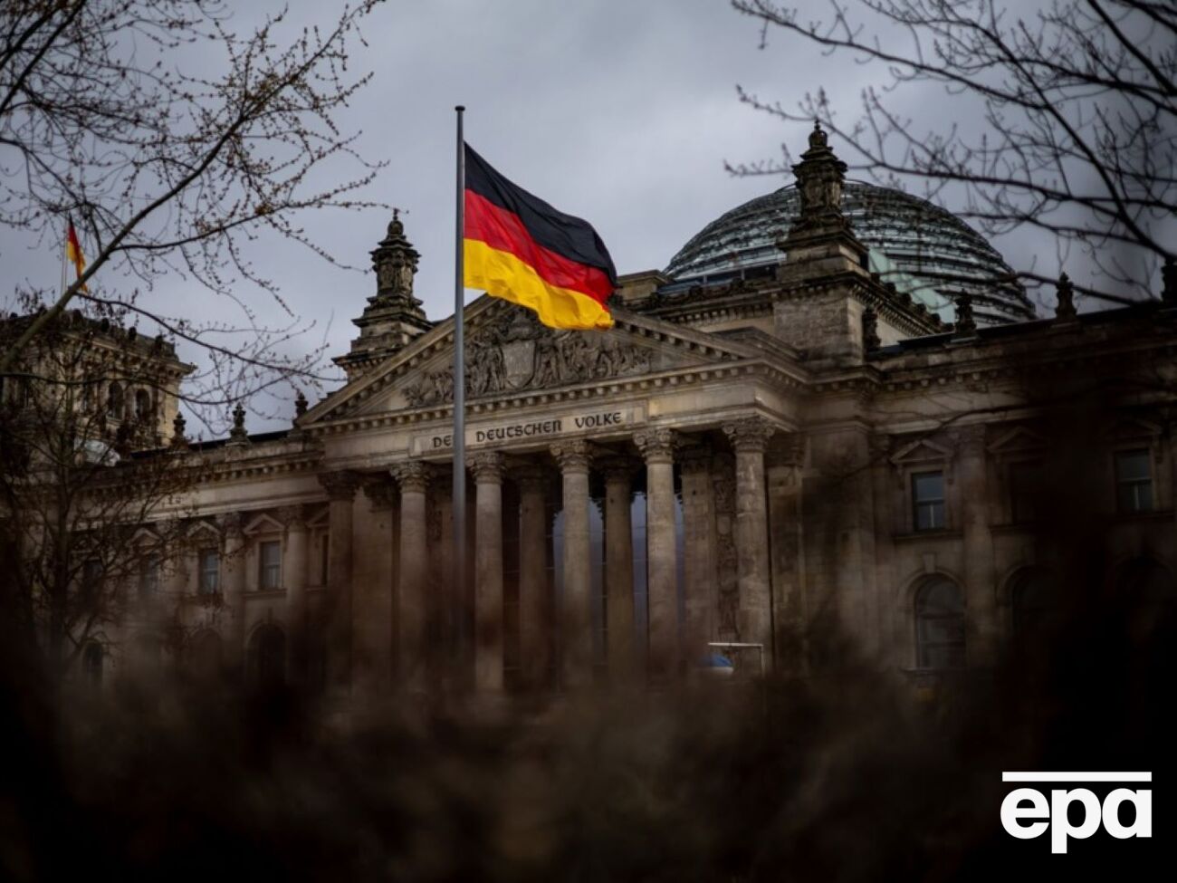 Комитет также одобрил ассигнования по обязательству почти на €8,3 млрд