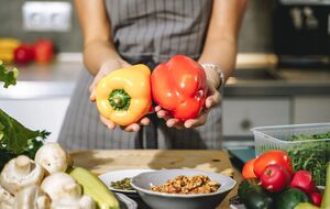 На процесс старения влияет количество белка в рационе